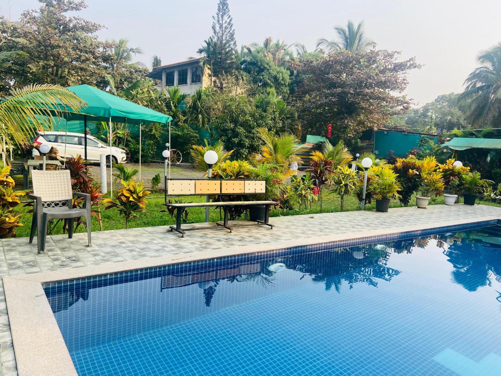 Humming Bird Beach Resorts Alībāg Exterior foto